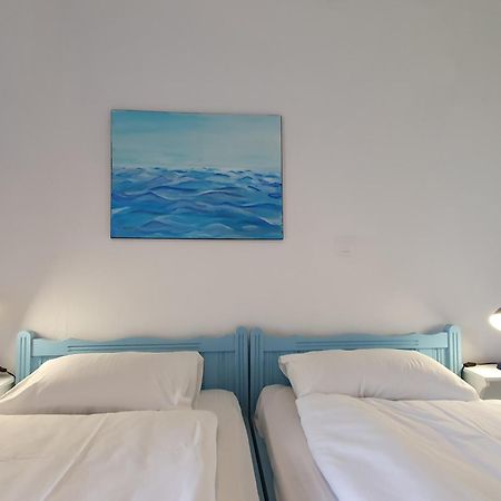 Babis & Popi Rooms And Studios Frangocastelo Bagian luar foto